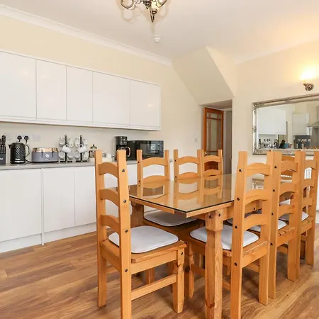 Melbreak House 2 Holiday home *